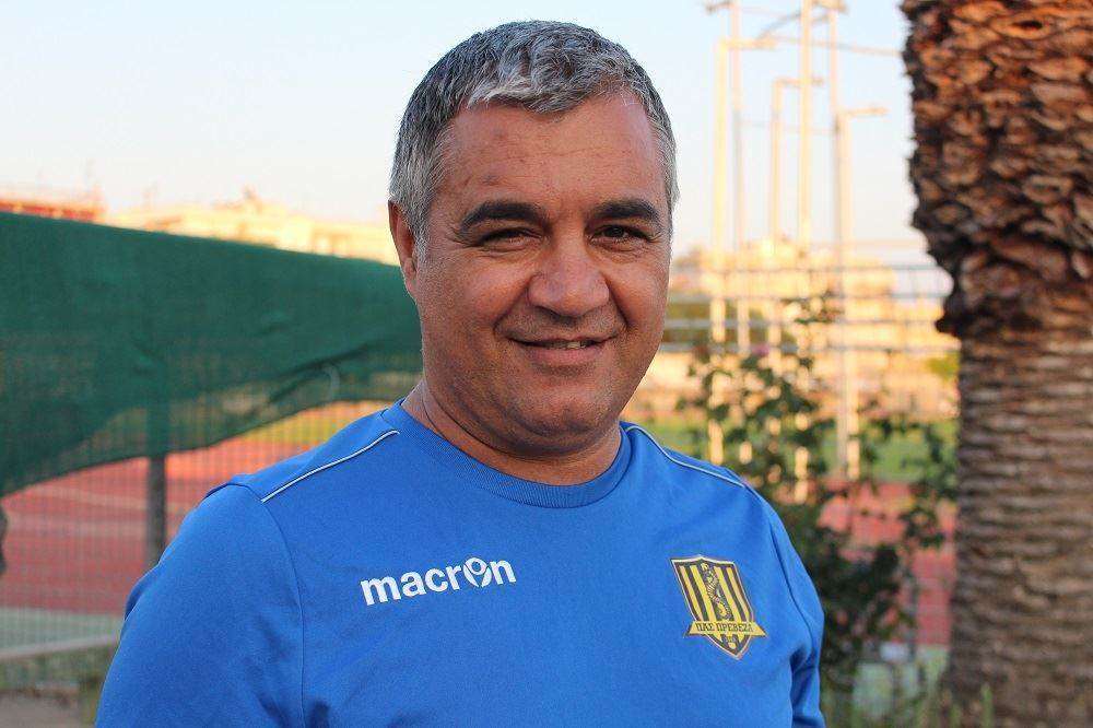 Μιχάλης Βλάχος: "Θα κοιτάζουμε στα μάτια κάθε αντίπαλο"