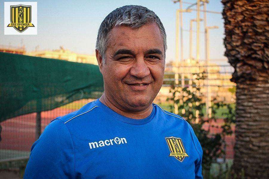 Μιχάλης Βλάχος: "Νομίζω ότι η εικόνα των παιδιών στα τρία φιλικά που έχουμε κάνει ήταν πάρα πολύ καλή"