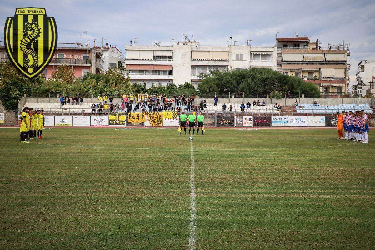 Τιμή στο Λεωνίδα Μπαρκούζο